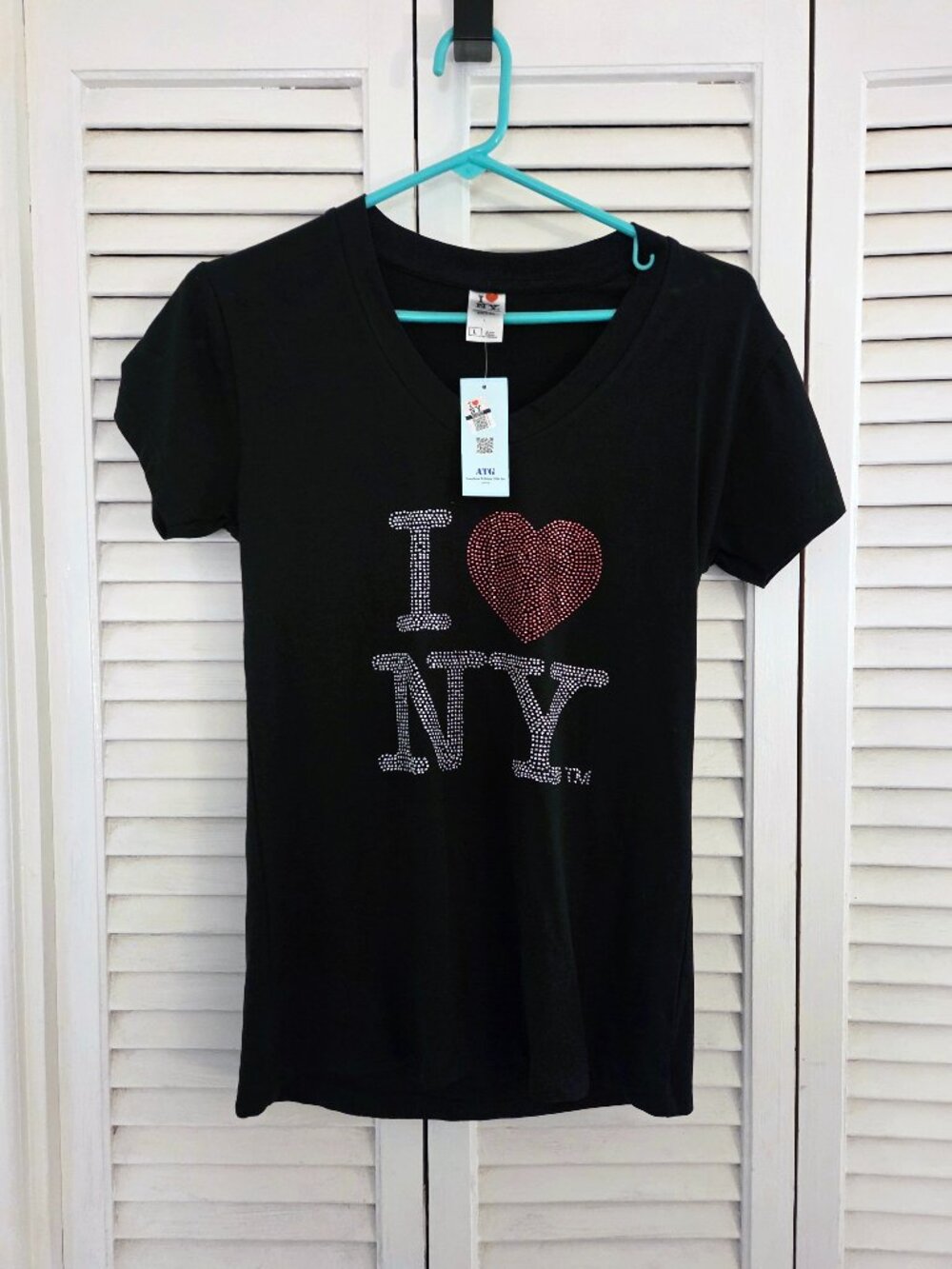 I heart - love NY rhinestone short sleeve shirt women's v neck shirt - brand new